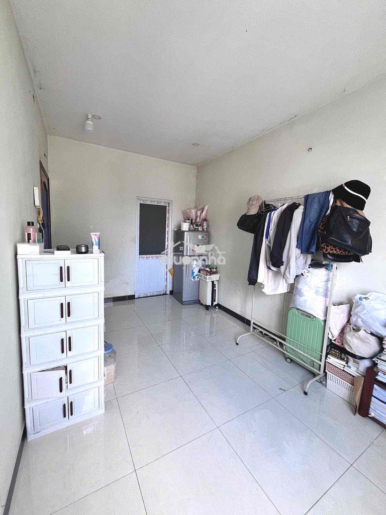 Cho thuê phòng bến bình đông 2tr8 - 3