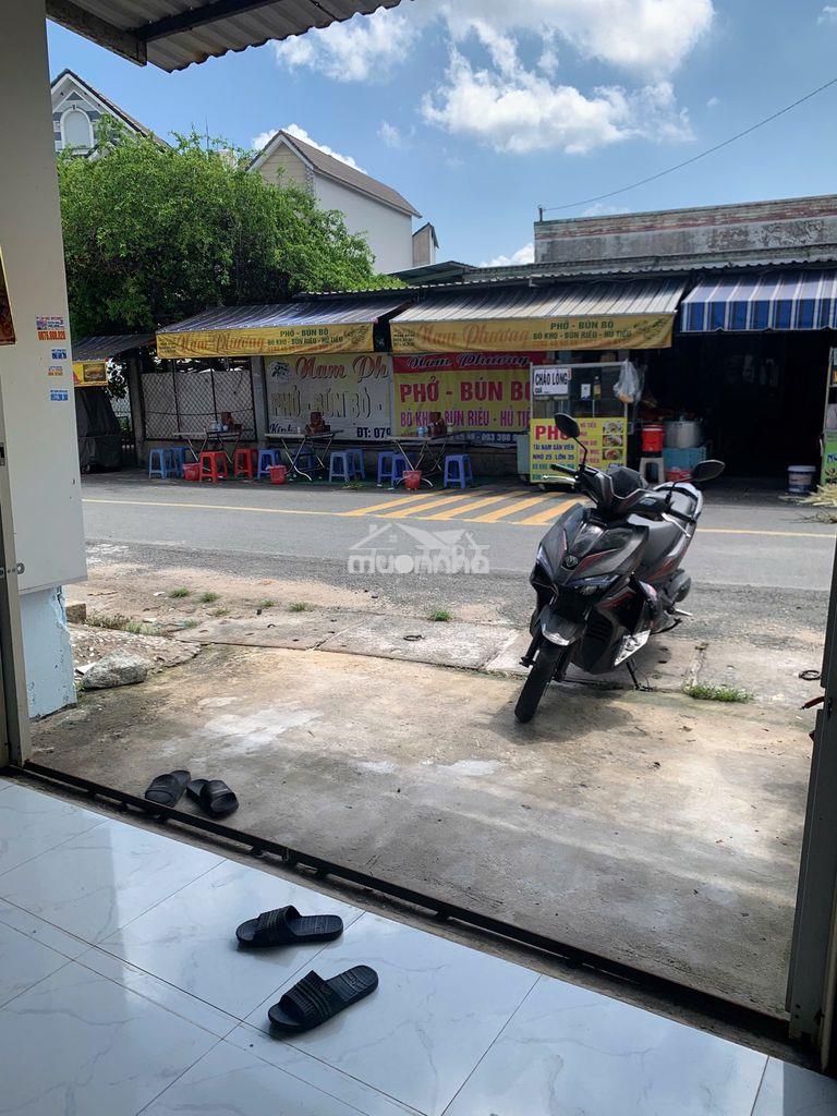 Cho thuê nhà mặt tiền đường tân xuân 1, hóc môn