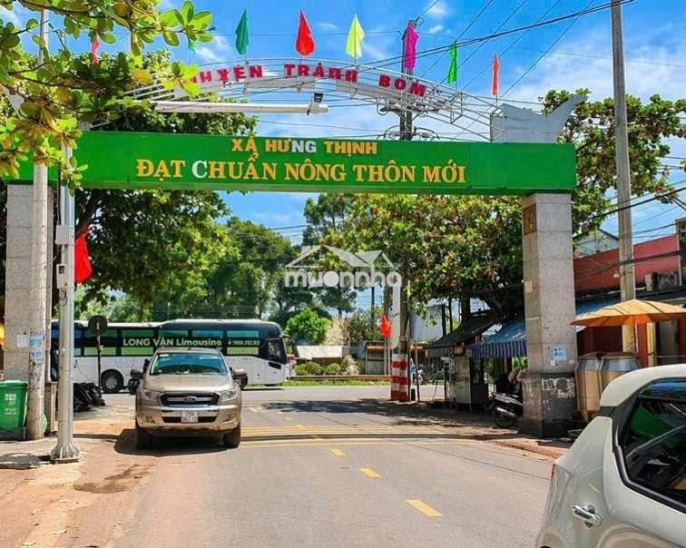 Giữa khu dân cư đã ở kín, chỉ còn 2 lô đất trống - 4