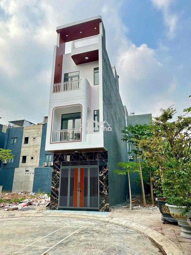 Bán nhà phố có pn dưới- gần siêu thị aeon bình dương