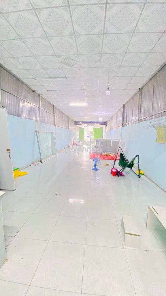 Cho thuê kho 150 m2 khu 586 tiện chứa hàng 5 triệu