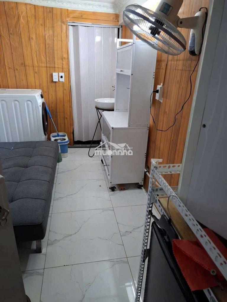 Phòng full nội thất máy lạnh 14m2