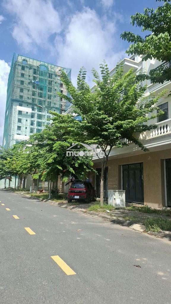 Bán nhanh nhà 2 lầu mt đường huỳnh văn lũy 