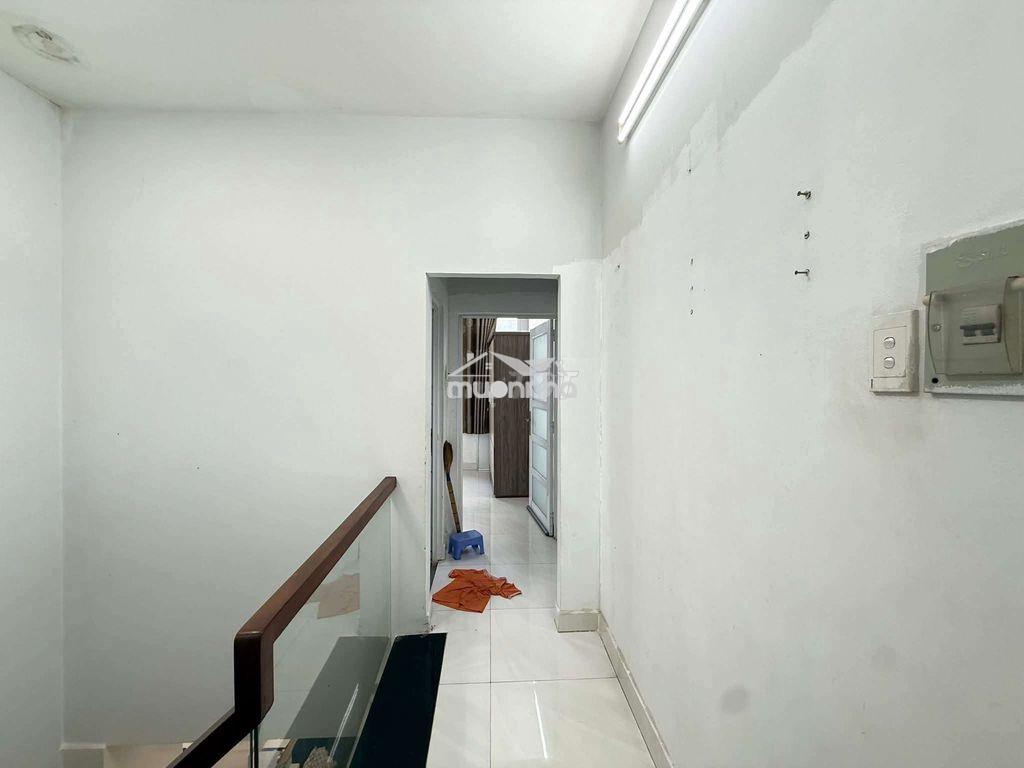 Bán nhà huỳnh tấn phát quận 7  - 2