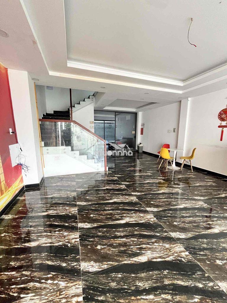 👉 Toà nhà có hầm 6x23m,  7 phòng wc bên trong ( 7pn 7wc ) 12 máy lạnh - 3