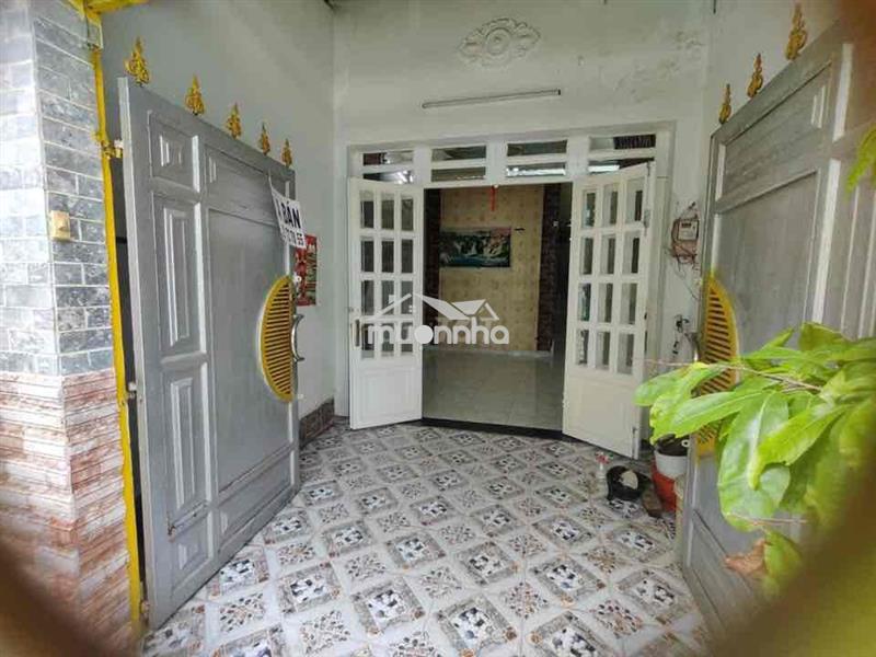 Nhà nguyên căn cho thuê dt 80m2,  2pn, 1wc