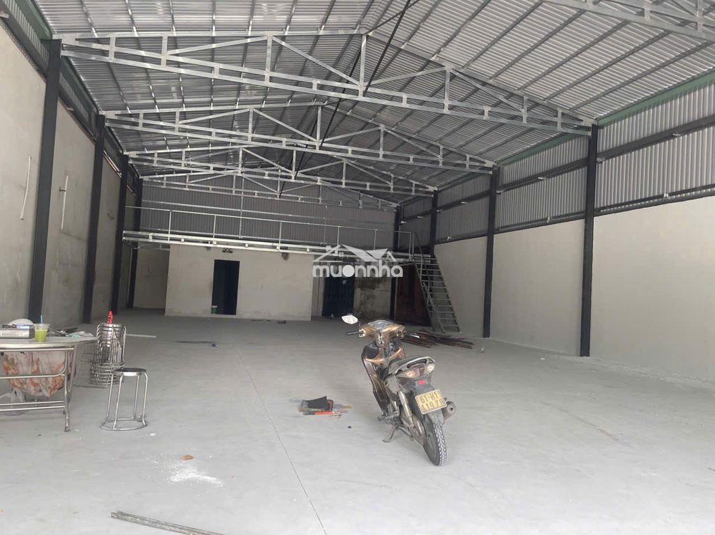 Cho thuê kho - xưởng 400m2 gần tp mới bình dương. đường xe cont - 2