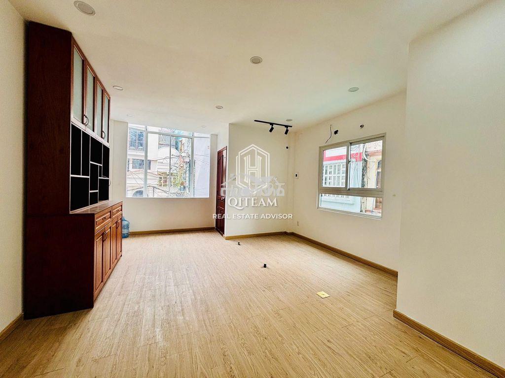 Giá 32triệu - nhà hẻm ngay nguyễn thị minh khai, q1 - dt 5x10m, 4tầng - 2