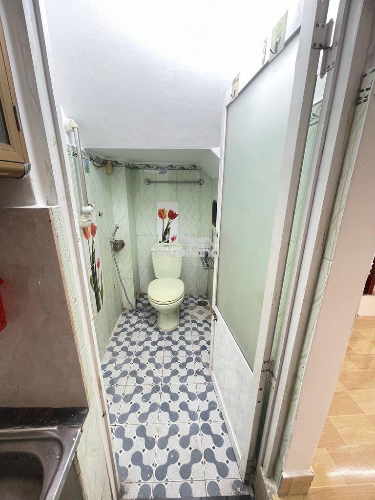 Cho thuê nhà quang trung hxh 2pn, 2wc  - 4