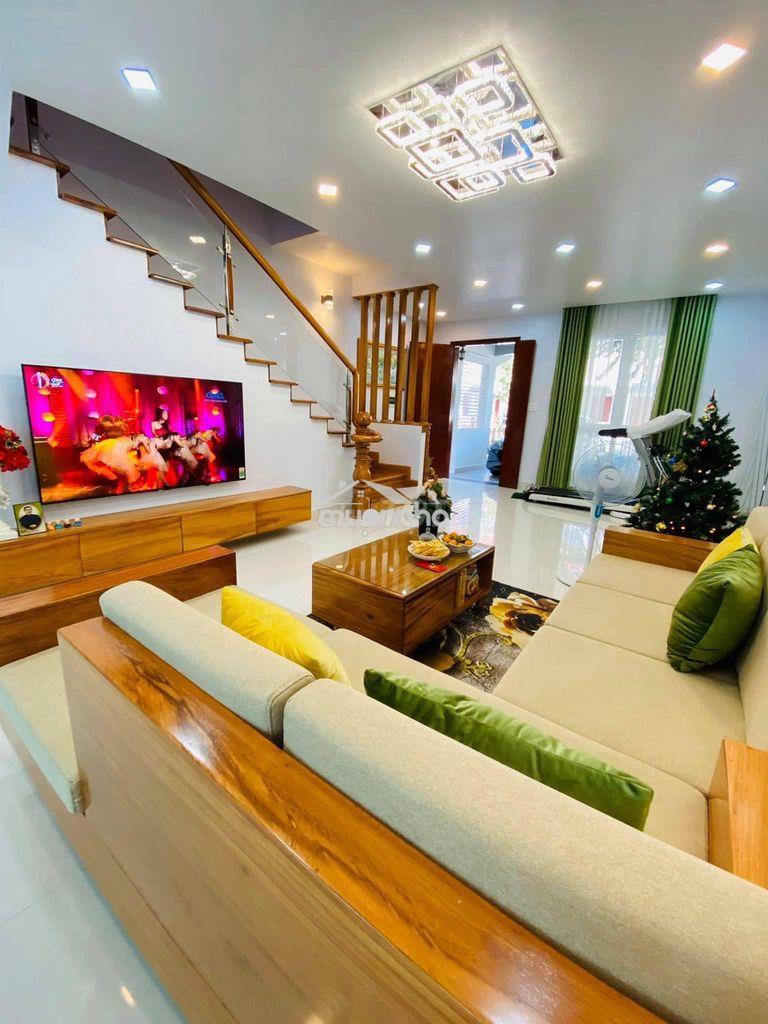 Cho thuê nhà phố eco xuân giá rẻ 12tr/ tháng. dt 5x20 1t 1l. 3pn 3wc