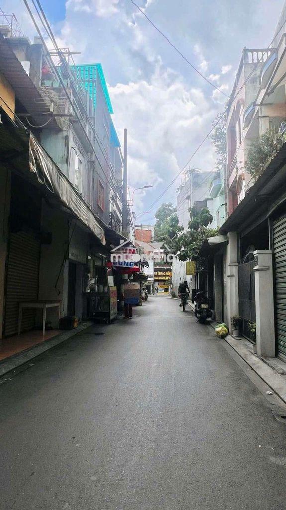Cho thuê nhà đg.cmt8.p5.tân bình