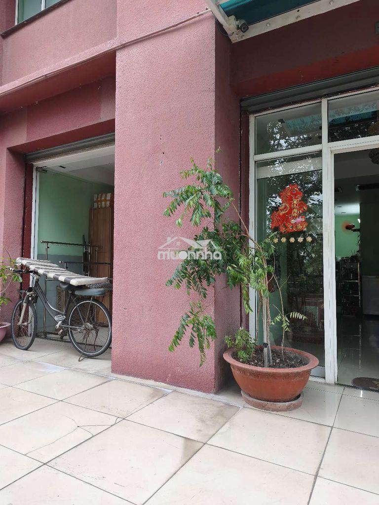 Bán căn hộ 120 m2 - 2