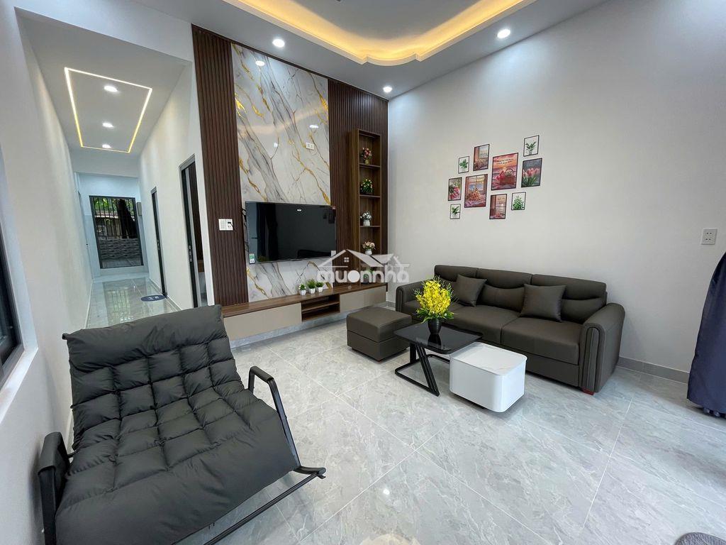 Bán căn nhà 100m2 - nhà full nội thất - 2pn-1wc - gần bờ bao sông sg - 2