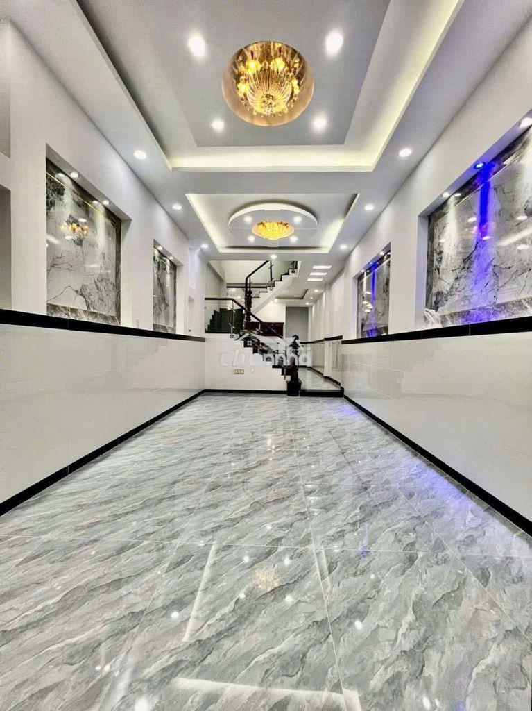 183/4 âu dương lân hẻm 6m.dt.4x17m 2 lầu 3 phòng 