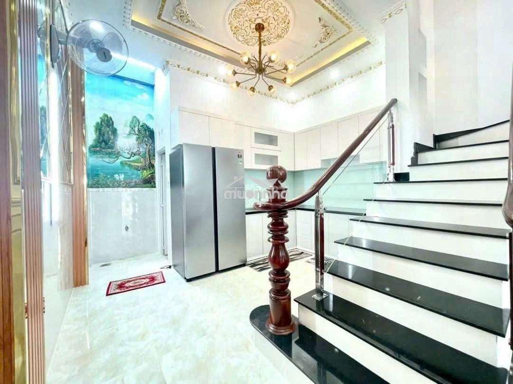 Nhà 4x13m 2 lầu 4pn hẻm xe hơi gầ. phú mỹ hưng quận 7 giảm 5 tỷ 4 - Ảnh 4