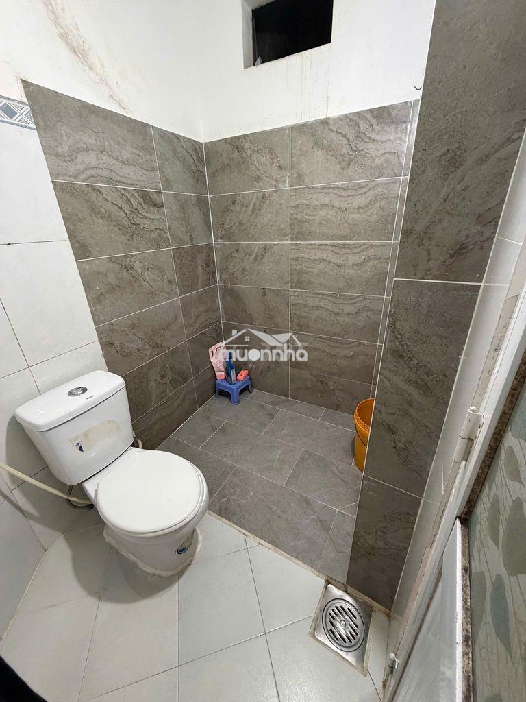 Cho thuê phòng trọ tầng trệt quận 10 - 3
