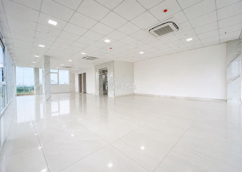 Cho thuê góc 2 mặt tiền gần vòng xoay trần não- lương định của quận 2 - 2
