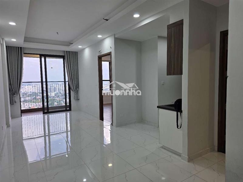Bán 2pn 2wc 65m² đông bắc view hồ bơi