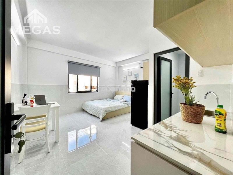 Studio cửa sổ_thang máy_ngay sân động phú thọ_quận 10_nhà mới
