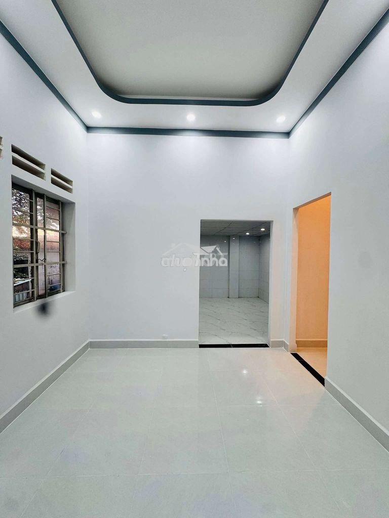Nhà cấp 4 gác lửng gần chợ đông hòa và làng đại học quốc gia - 2