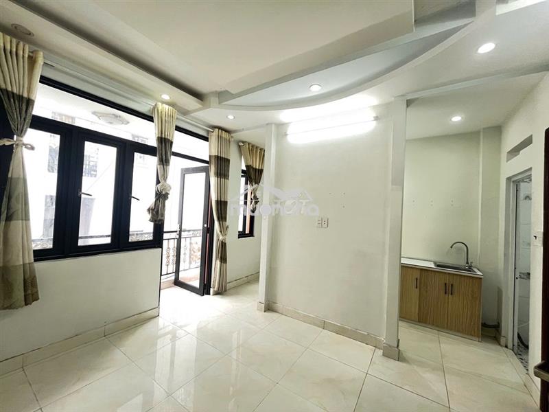 Studio bancol cửa sổ trời đường dương quảng hàm gần vlu iuh giá rẻ