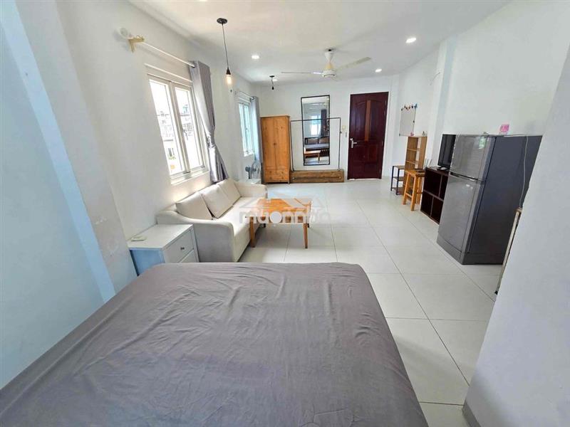 Chính chủ cho thuê chdv cửa sổ lớn - trung tâm quận 1