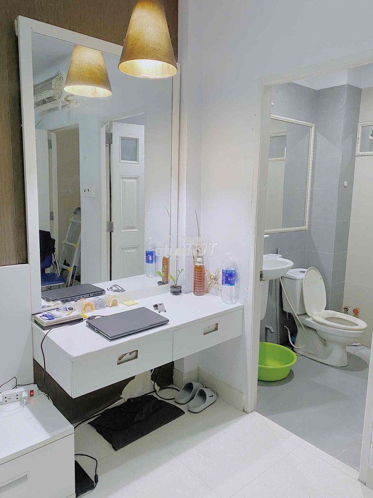 Phòng có nội thất y hình