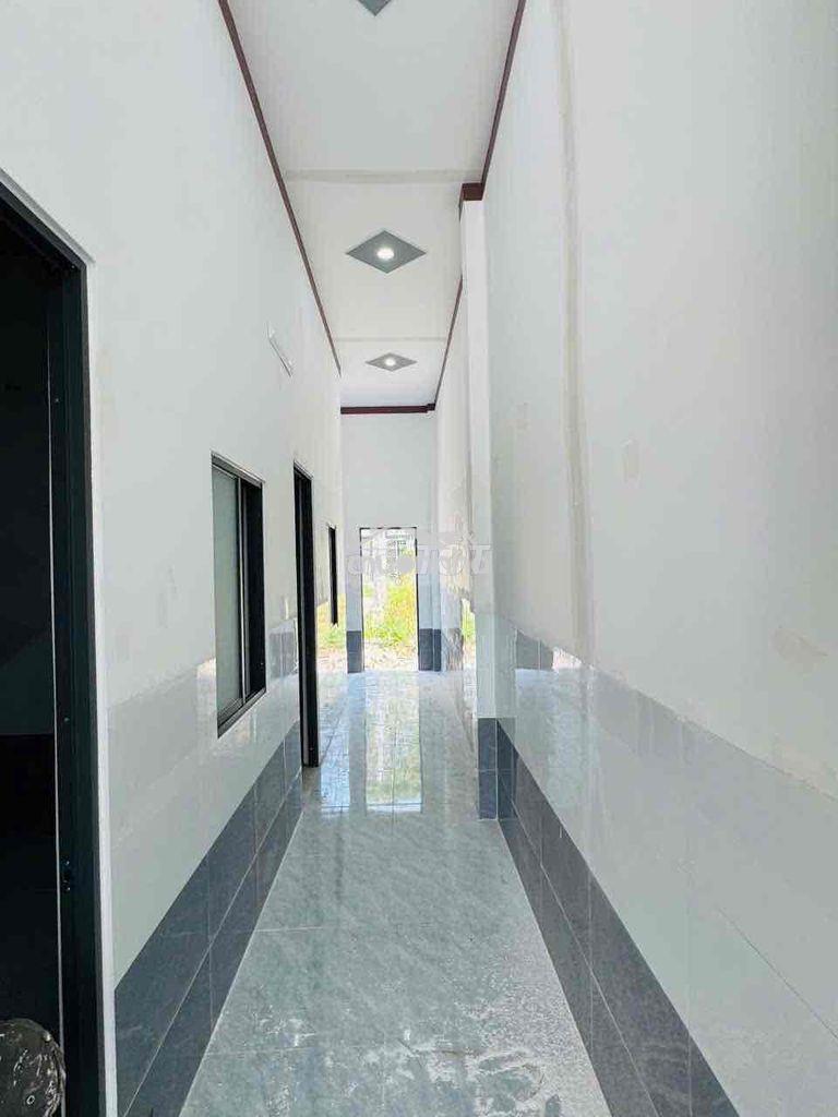 Hướng đông (đang vào hoàn thiện 80%) nhà cấp 4 -  kp. an lợi, p. hoà l - 4