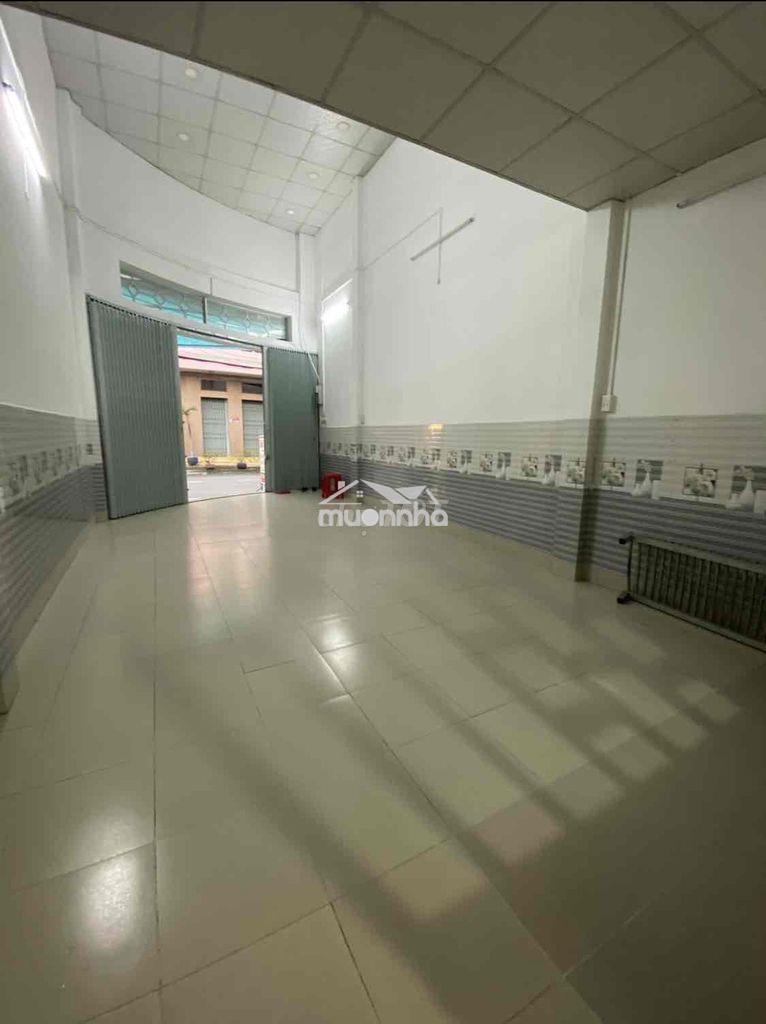 Cho thuê nhà mtkd cx phú lâm b bà hom q6- 4 x 12- giá 14tr- trệt, gác - 2