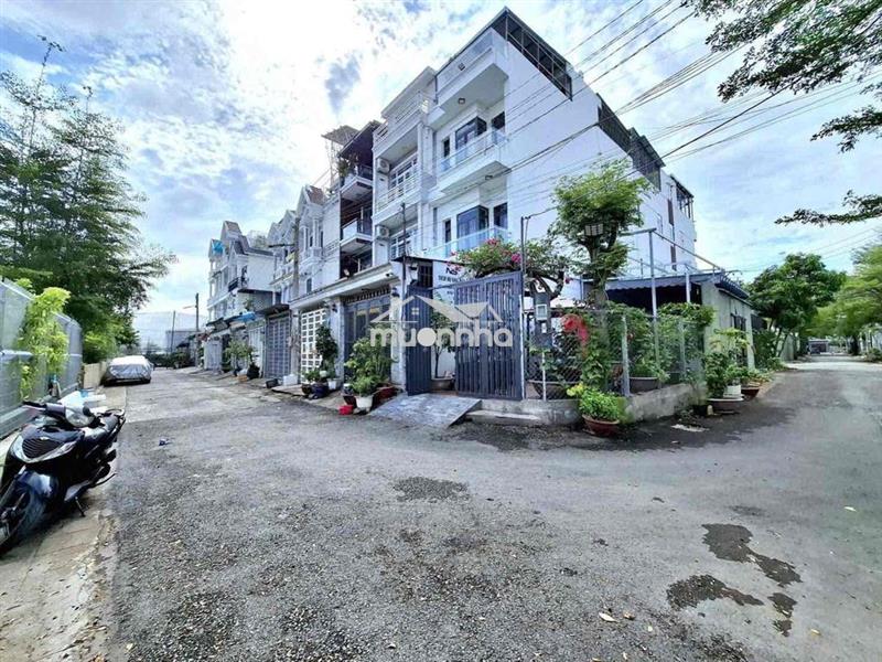 Nhà vườn đuong xe tải huỳnh tấn phát sát q7