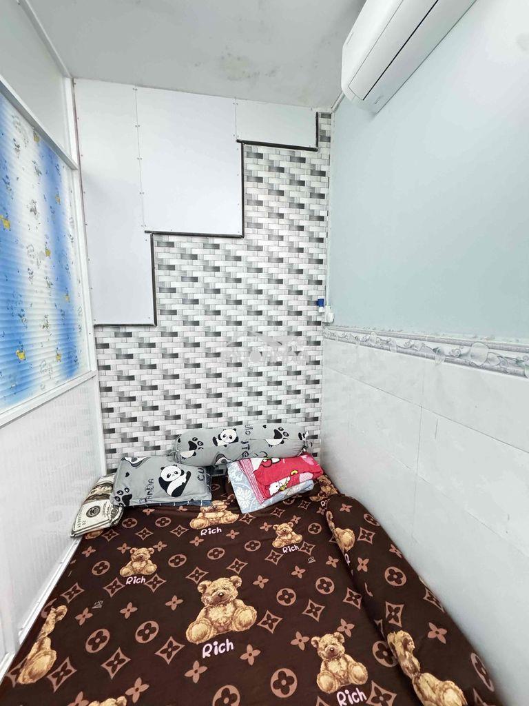 Giá  1tỷ8 - bán nhà - quận 4 – đường bến vân đồn - dt 31 m2 (3.1 x 10m - 4