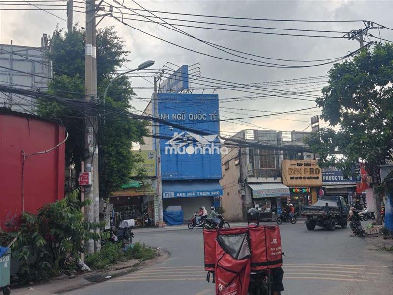 Nhà nguyên căn mt nguyễn thị sáu. p thạnh lộc. 5,5x38m. 2 lầu. 27tr 