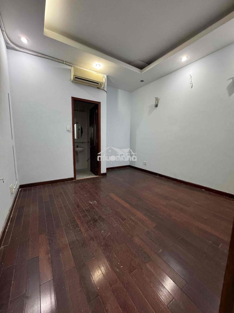 Cho thuê nhà quận 10,đường 3/2 ,5 tầng, 6pn, hầm giữ xe, khoá vân tay - 4