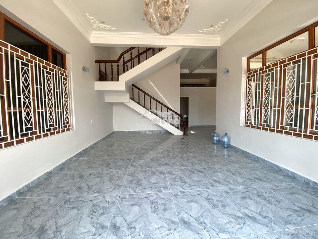 Cho thuê nhà mt đlbd - 3 tầng (thuê lẻ từ 8tr - nguyên căn 32tr) - 2