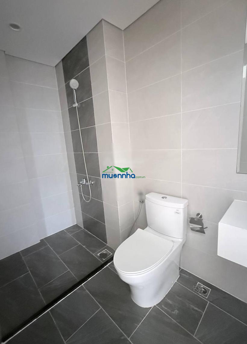 Bán lỗ góc 2pn + 69m2 chỉ 2 tỷ 990 vinhomes grand park giá tốt