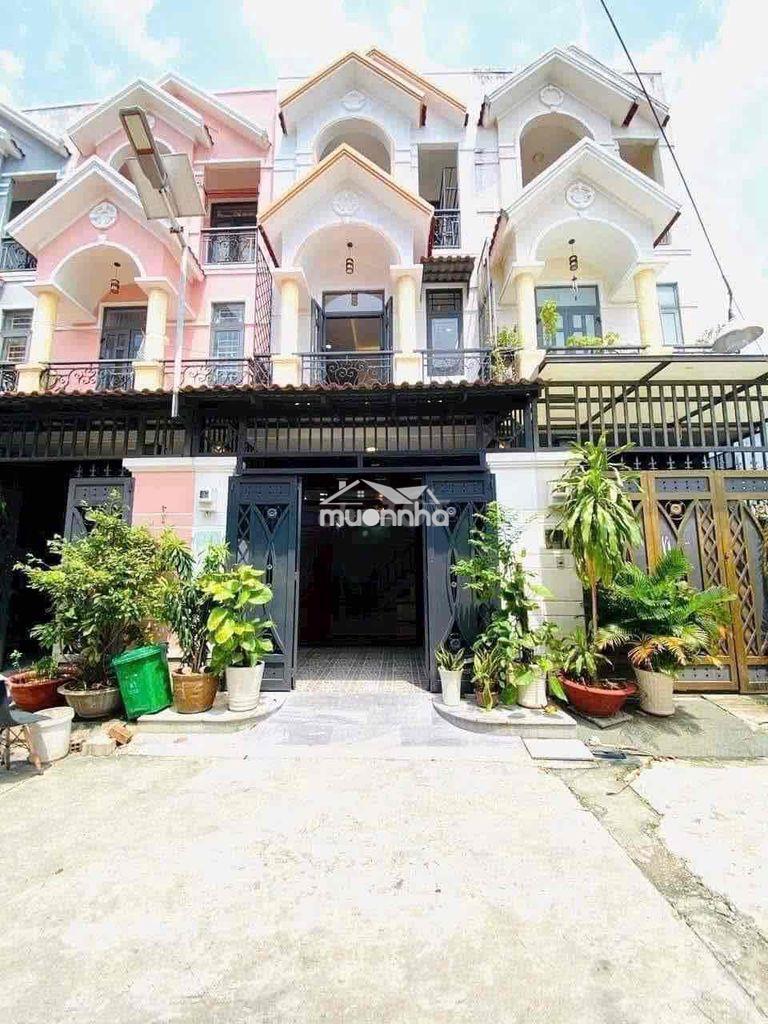 Cho thuê nhà ngay chợ cầu đồng dt 180m2 1trệt 2lầu 4pn 4wc hẻm tải - 2