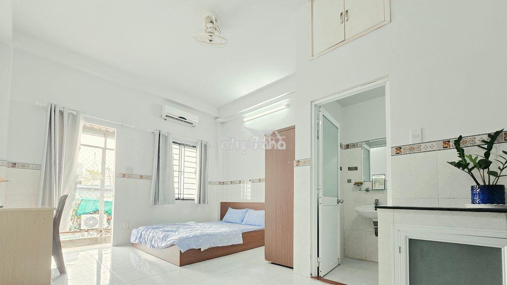 Cho thuê chdv studio, phú nhuận, full nội thất, 5tr8, 28m2 - 2