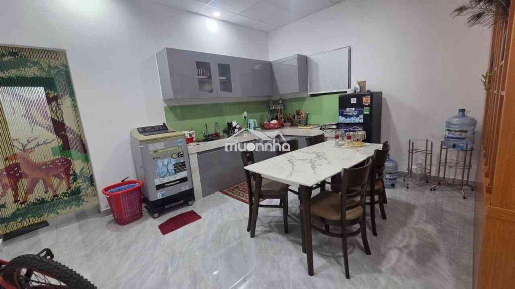 Nhà sh 4,9 tỉ  150m2 lê văn khương ngay hãng bia khủng cọc nhanh - 4