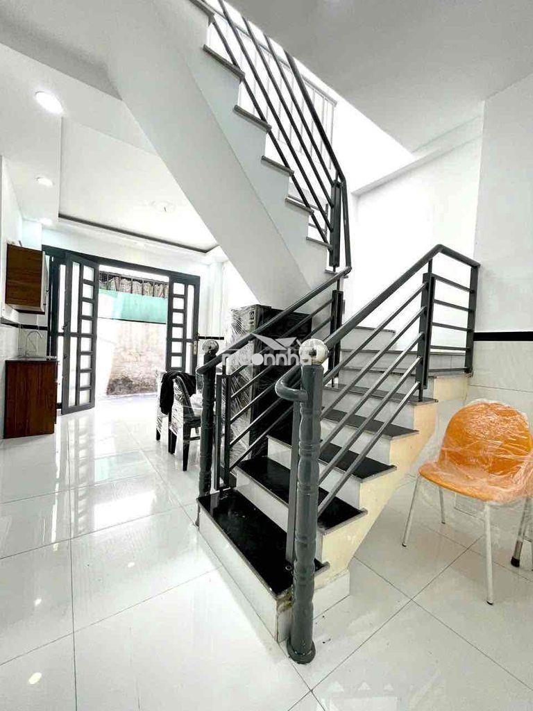 Cho thuê nhà full nội thất – trung tâm quận 5  📍 địa chỉ: 226/ nguyễn - 4