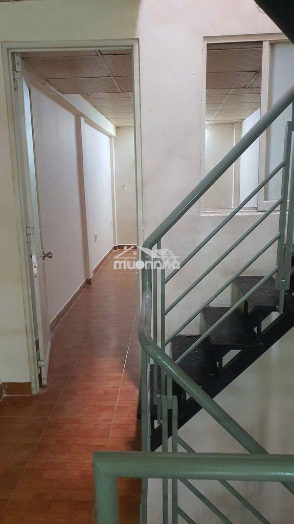 Cho thuê hẻm lạc long quân q.tân bình, 3x15, 1trệt 1lửng 1lầu, 3pn 2wc - 3