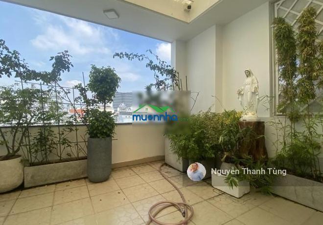 Bán gấp biệt thự mini quận phú nhuận - ngang lớn bề thế 7.5m - 5 tầng có thang máy, hồ cá koi đẹp - 2
