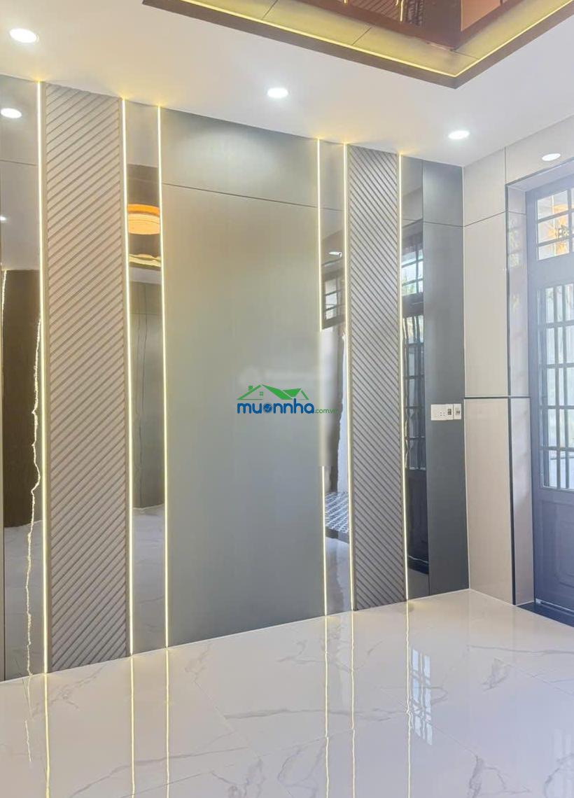 Bán nhà 2 tầng ngang 9m xây thành 2 căn - ngay bệnh viện qt hạnh phúc giáp ql13 - 4km tới vạn phúc - 4