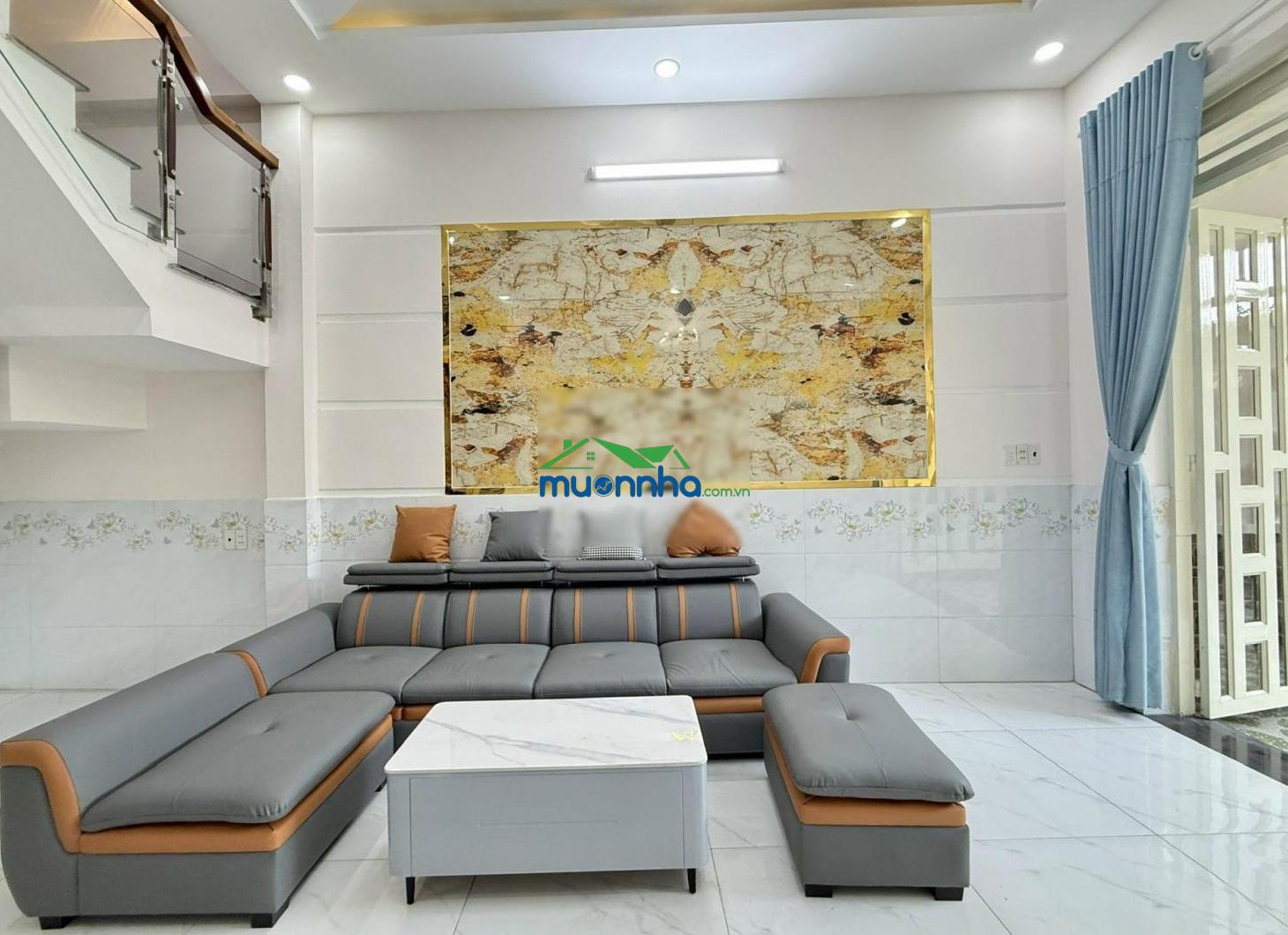 Nhà phố nở hậu 4,5m x 15m, xây 3 lầu hẻm xe hơi đường hiệp thành 13
