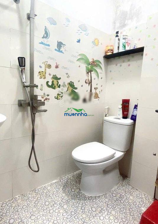 Nhà 3 tầng gần trường sa, hẻm thông, trung tâm lê văn sỹ quận 3, nội thất sẵn, chỉ 4.2 tỷ