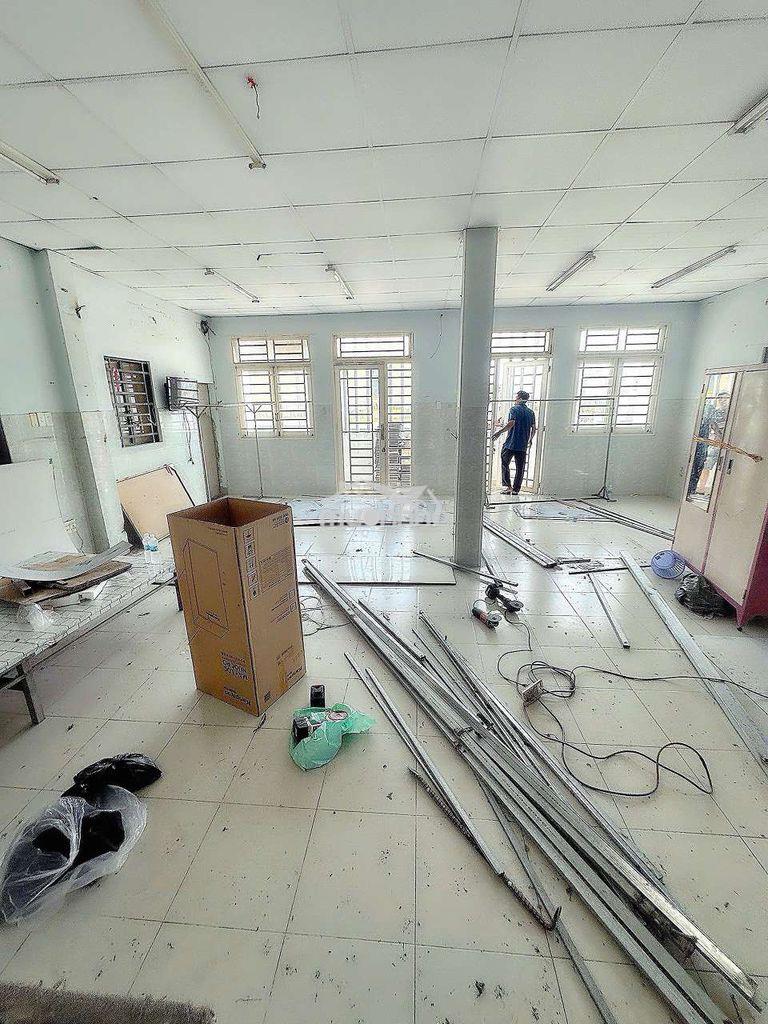 🍀Kho giá tốt 8x12m đúc 3 tấm....15 triệu bớt