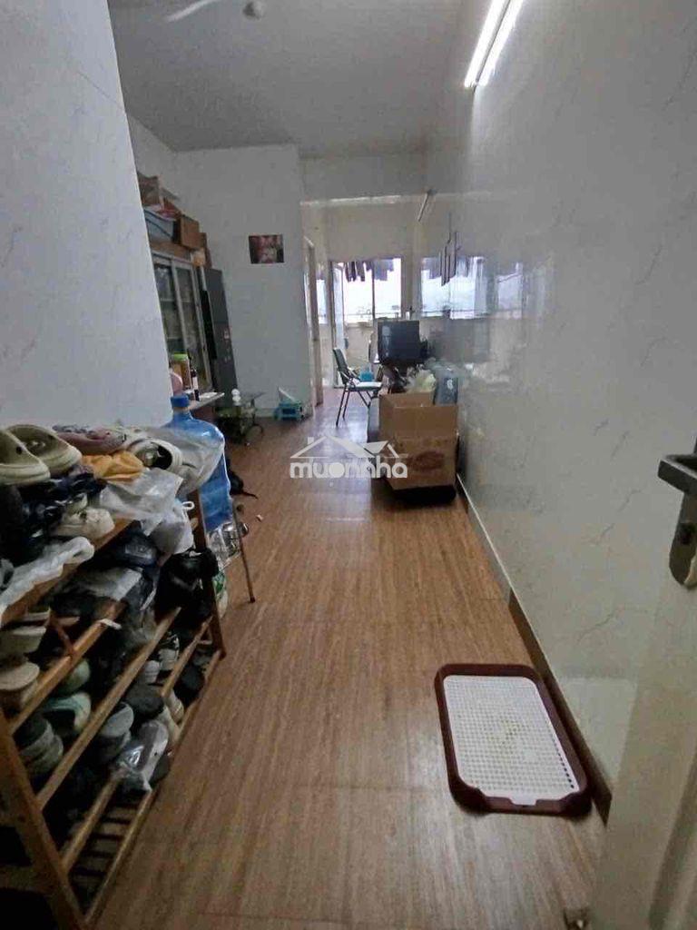 Bán căn hộ 35m chung cư lê thành 1pn có ban công 690td còn bớt
