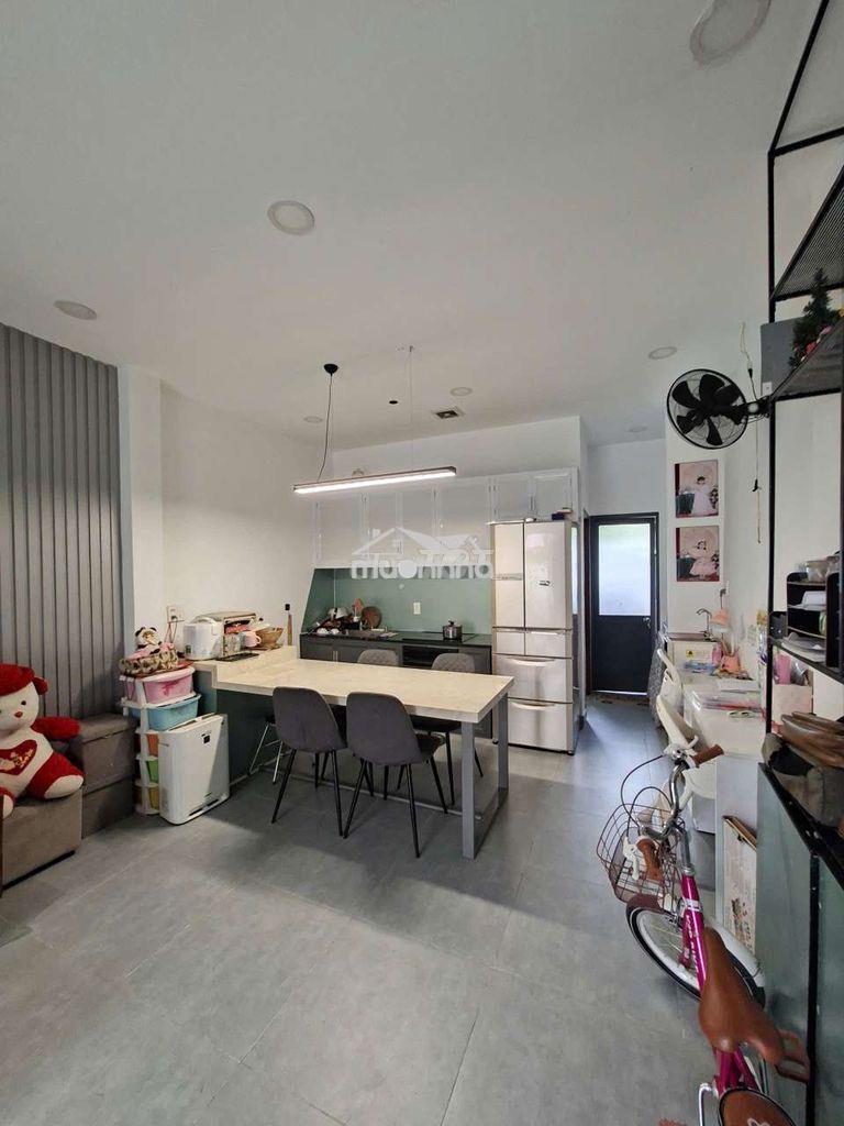 Bán nhà cấp 4 - 38m2 - 2