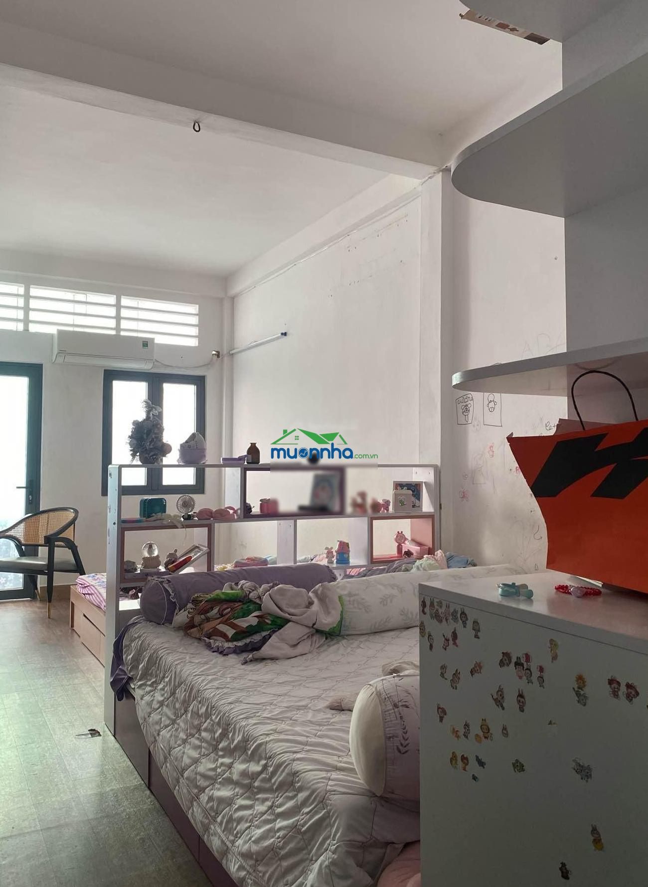 Bán nhà hẻm xe hơi lạc long quân - 3 tầng 4pn - 47m² - 2
