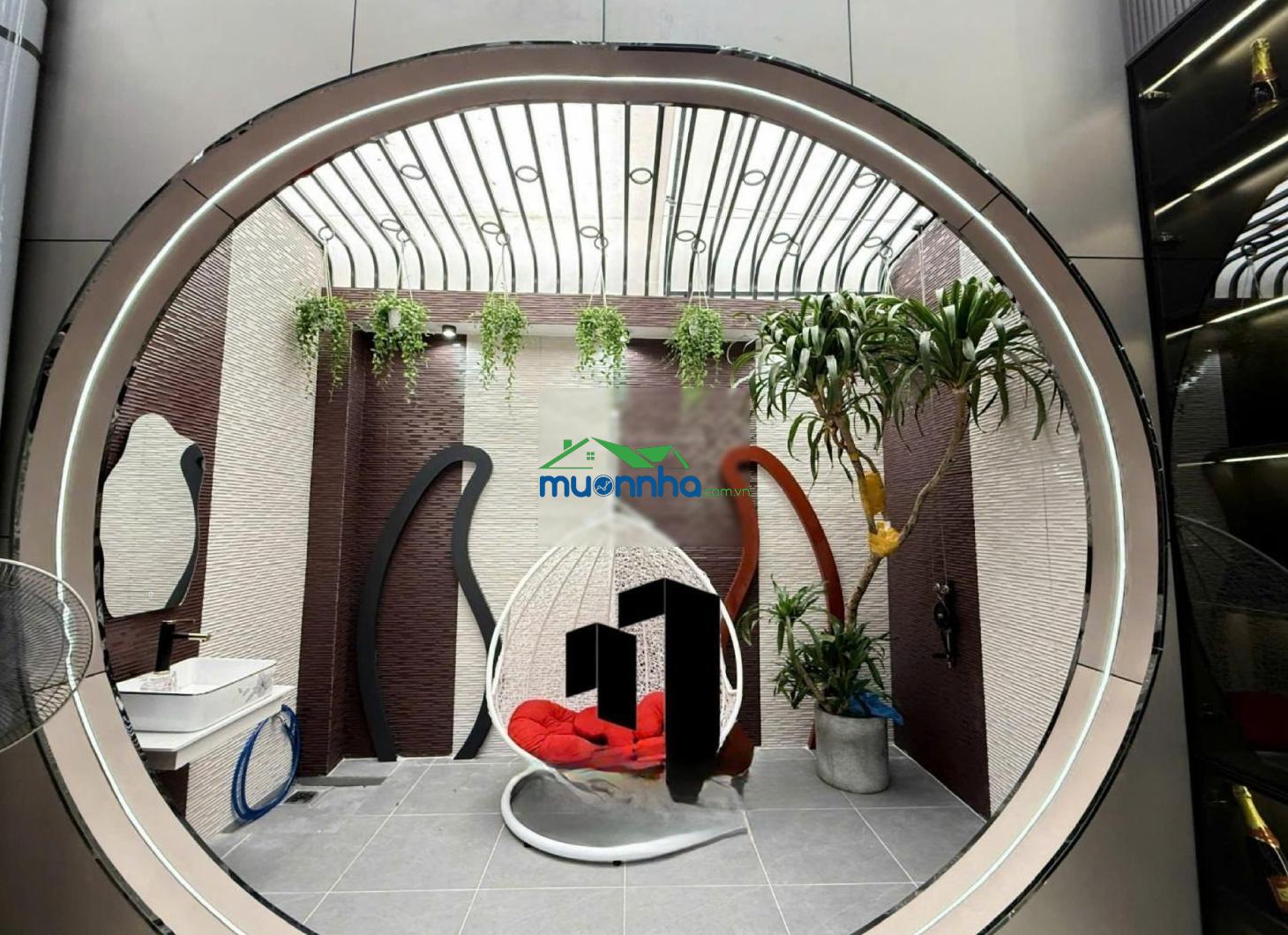 Siêu phẩm luxury 4m x 18m. xây 4 tầng thang máy 1/ hẻm 10m khu vip dương thị mười