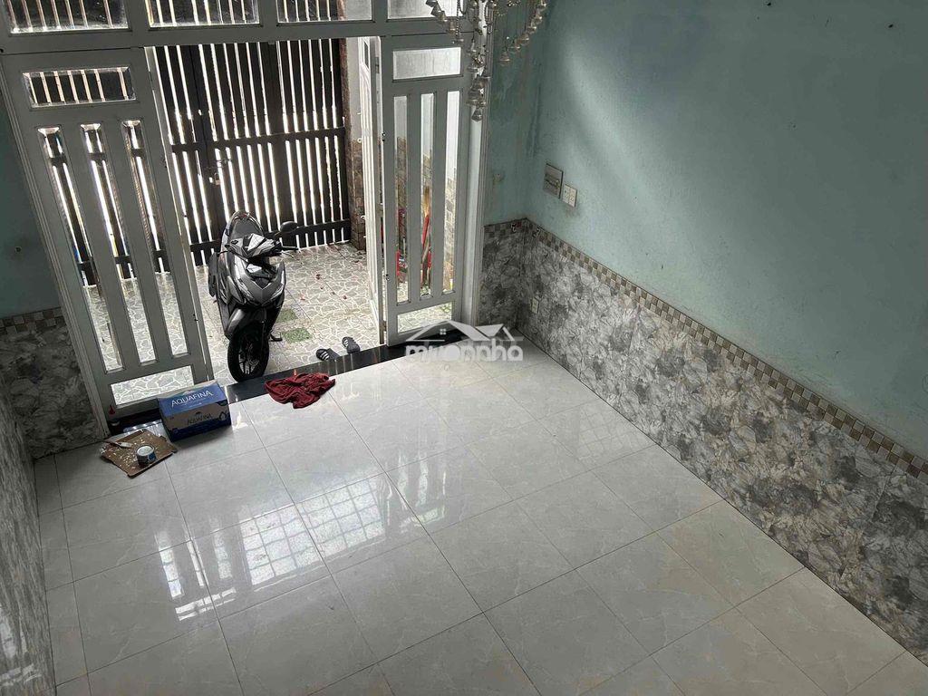 Cho thuê nhà 4 tầng 1/ lâm thị hố q12 – đường 6m ô tô tránh nhau – giá - 3
